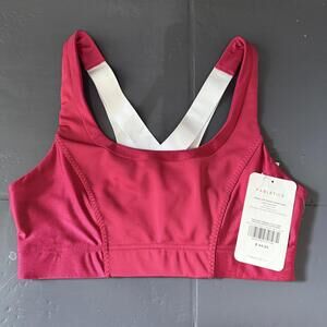Fabletics NWT Paige Low Impact Sports Bra Women's‎ Size M (6-8)